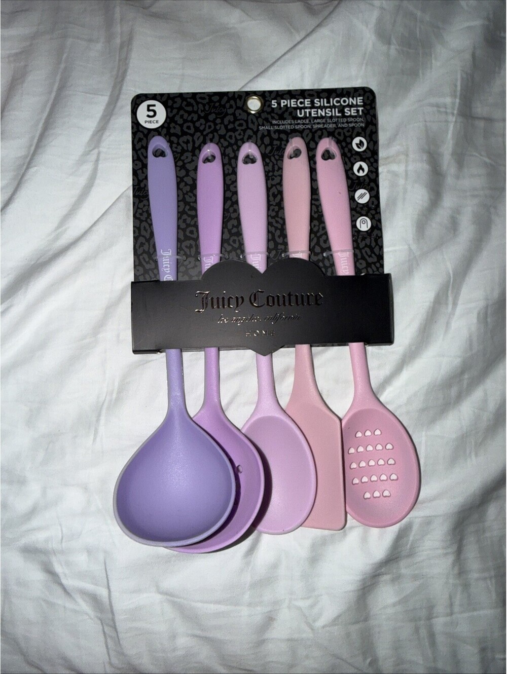 New Juicy Couture Five Piece pastel Pink/purple Silicone Utensil Set